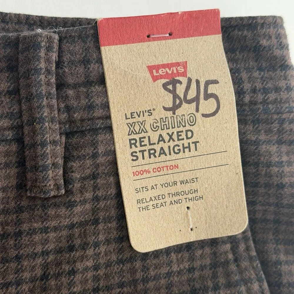 Levis levi brown